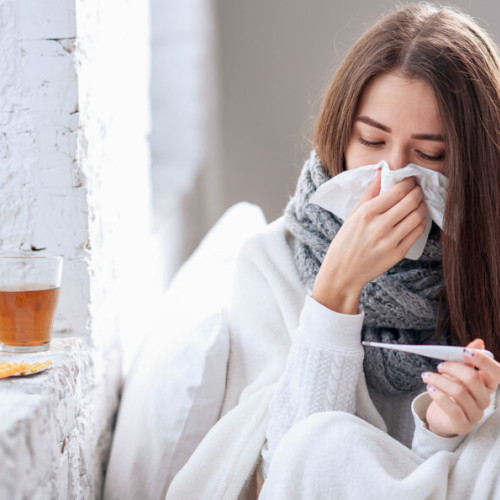 Creștere semnificativă a infecțiilor respiratorii la Iași în acest sezon rece