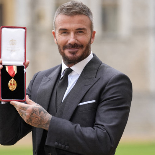 Sir David Beckham a fost făcut cavaler pentru meritele sale față de fotbal și societate