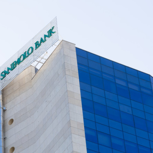 Intesa Sanpaolo Bank finalizează integrarea First Bank și oferă noi facilități clienților