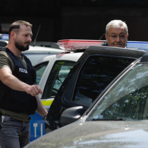 Fostul ministru Sebastian Vlădescu și Ionuț Costea, cumnatul lui Geoană, eliberați din închisoare