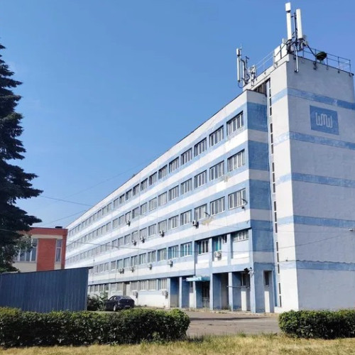 Clădirea fostului combinat World Machinery Works din Bacău este scoasă la vânzare