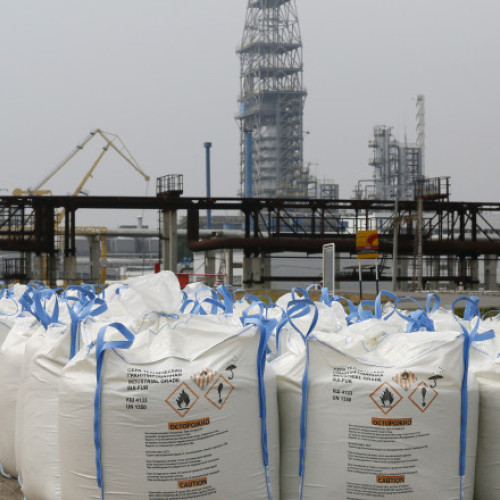 Rusia limitează exportul de sulf tehnic din cauza scăderii producției