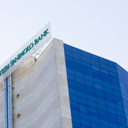 Intesa Sanpaolo Bank oferă sprijin clienților afectați de integrarea cu First Bank