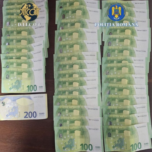 Doi bărbați din Vrancea, cercetați pentru trafic de minori și proxenetism