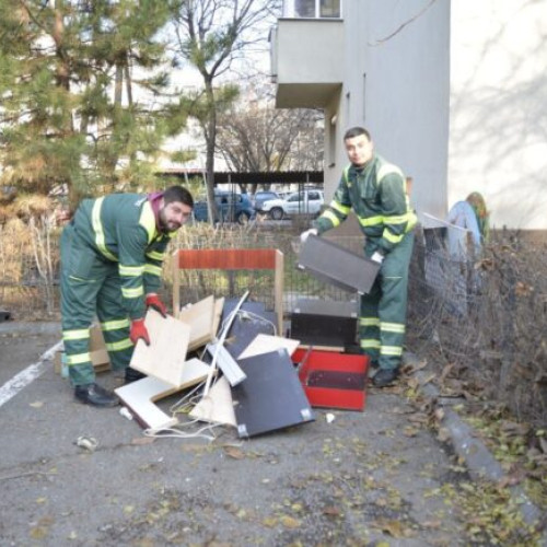 Sector 1 colectează gratuit mobilier vechi și deșeuri voluminoase în zona Gheorghe I. Sisești
