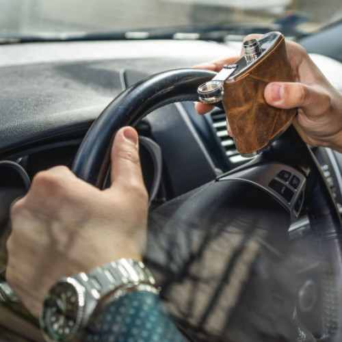 Un sfert dintre șoferii români recunosc că au condus sub influența alcoolului