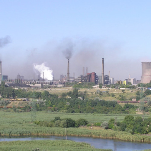 Percheziții importante la combinatul siderurgic din Galați într-un dosar cu prejudiciu de 300 milioane euro