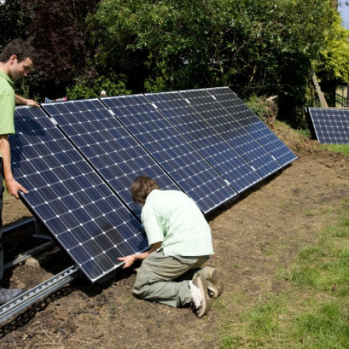 Asociația Prosumatorilor critică mecanismul de compensare a energiei favorabil furnizorilor