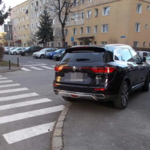 Peste 12.700 de sancțiuni date pentru parcarea ilegală în Brașov în zece luni