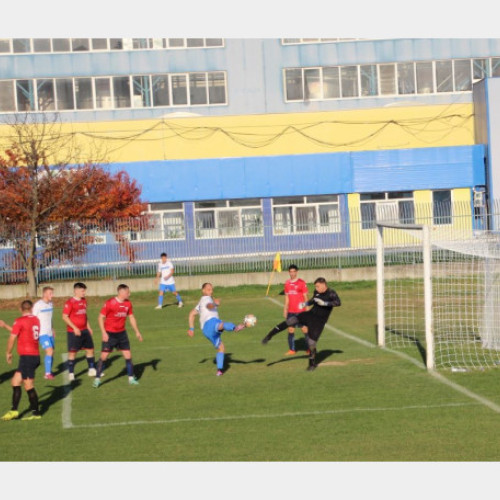 Dueluri decisive în etapa a 11-a din Liga a IV-a cu meciuri de foc între liderii clasamentului