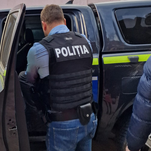 Tânăr din Botoșani reținut pentru furturi din mai multe magazine