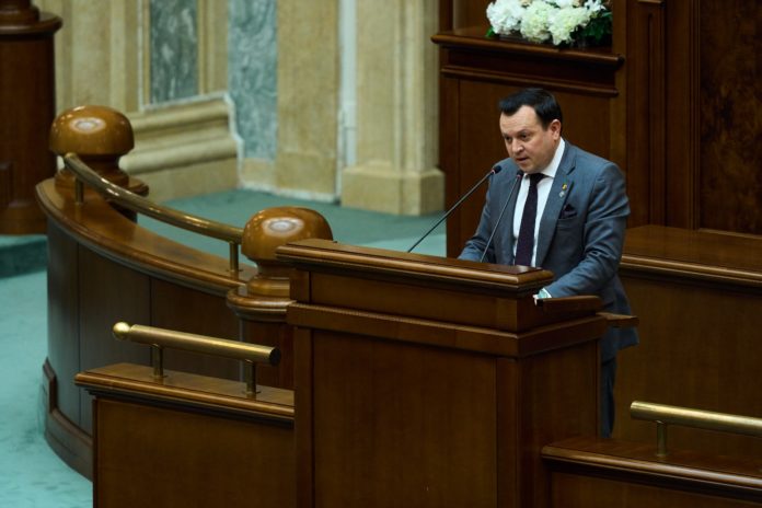 Senatorul Cătălin Silegeanu propune schimbări pentru subvențiile de angajare a tinerilor