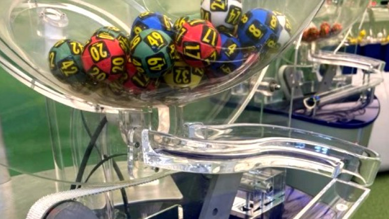 Noi trageri Loto duminică cu premii importante puse în joc