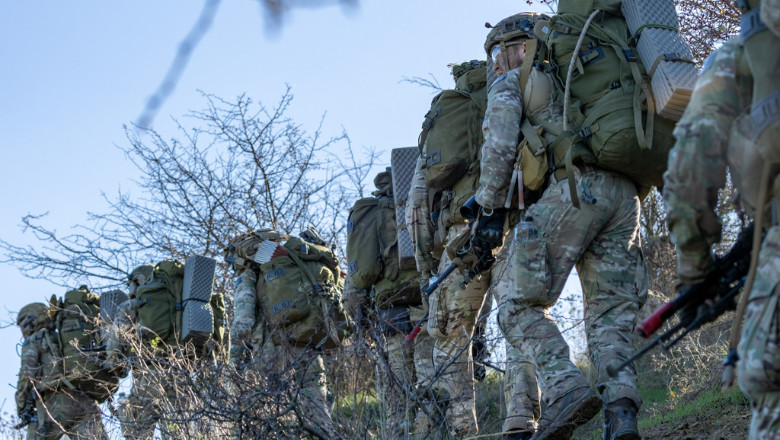 Exercițiul multinațional DACIAN FALL 2025 continuă cu antrenamente pe râul Mureș