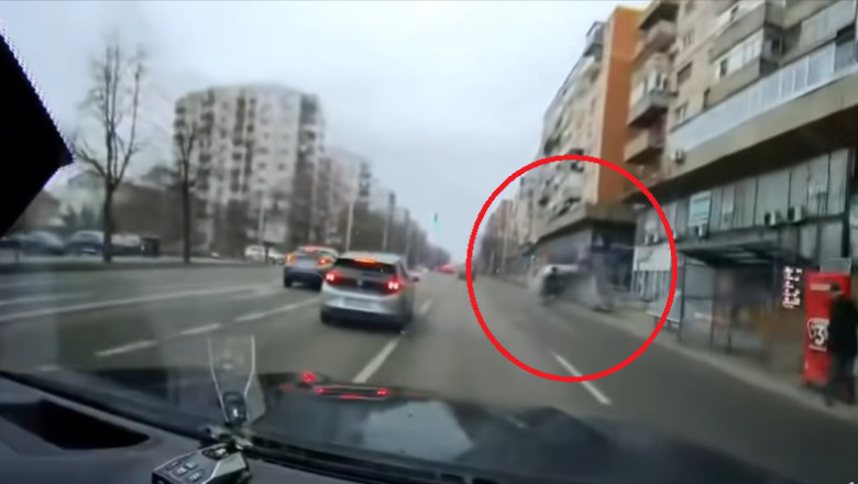 Accident spectaculos în Iași: o mașină s-a răsturnat după ce a evitat o coliziune