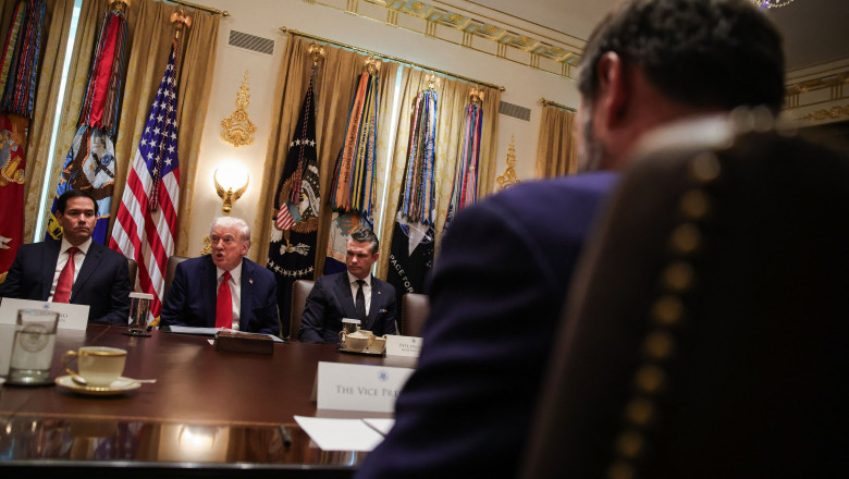 Marco Rubio îl susține pe JD Vance pentru nominalizarea republicană din 2028