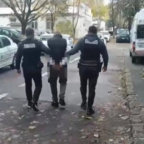 Bărbat reținut după ce i-a furat telefonul unui copil în Craiova