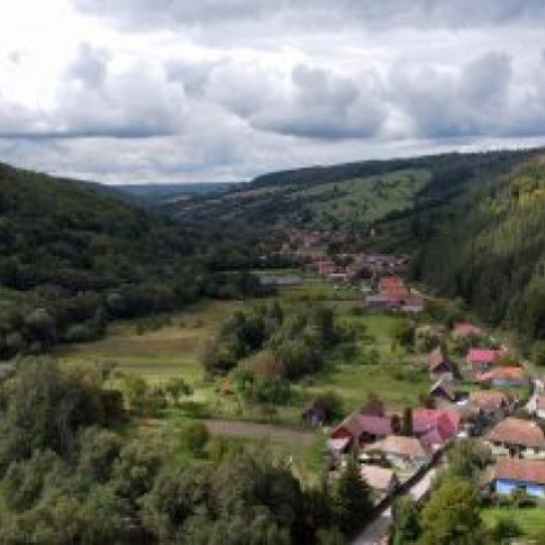 225 de primării cu datorii la stat, problemele generate de proiecte și indemnizații