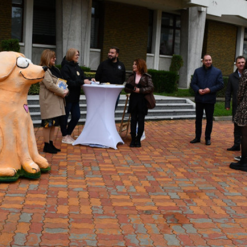 Consiliul Judeţean Argeş lansează mascota „Bobiţă” pentru campania de sterilizare a animalelor