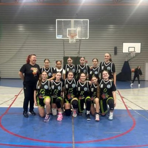 Victorie pentru Liceul cu Program Sportiv la baschet și rezultate mixte la volei pentru CS Școlar Galați