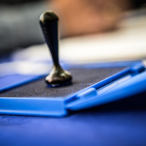 Începe înscrierea candidaţilor pentru alegerile locale parţiale din 12 localităţi