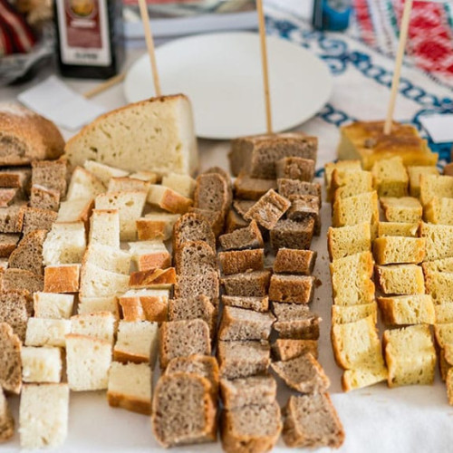 Conacul Zăgujeni găzduiește un eveniment dedicat gastronomiei bănățene