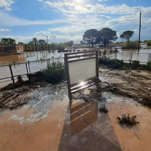 Inundaţii şi furtuni afectează insulele Lesbos şi Samos în nord-estul Mării Egee