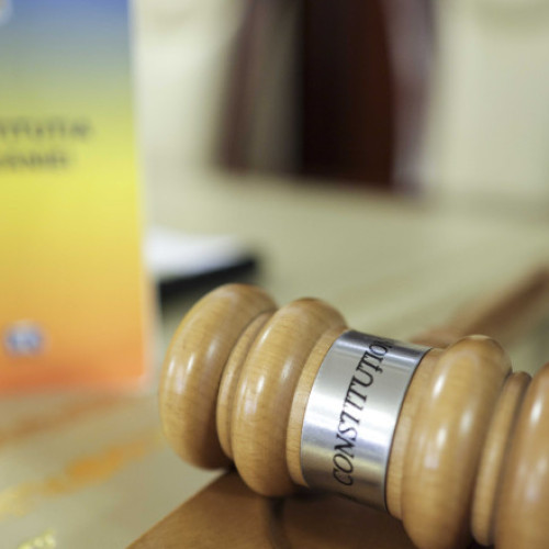 CCR amână din nou decizia privind sesizarea lui Nicușor Dan legată de legea cultelor