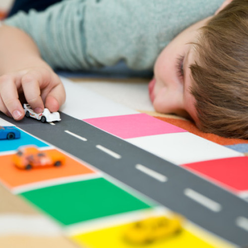 Consiliere psihologică gratuită pentru părinții copiilor cu autism și sindrom Down