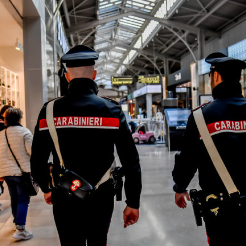 Trei bărbați arestați în Mantua după ce au șantajat un hotelier