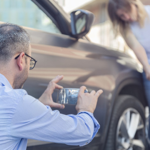 Amiabila, aplicația digitală care simplifică constatarea accidentelor rutiere cu daune materiale