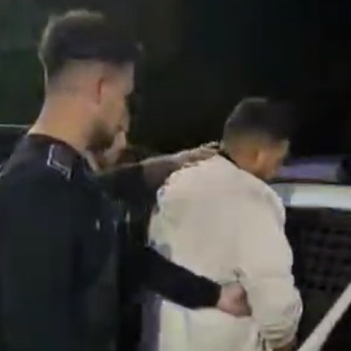 Tânăr reținut după ce și-a sechestrat fosta iubită în mașină, salvată la Predeal