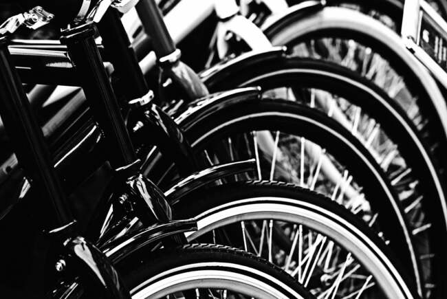 Patru persoane prinse după ce au furat trei biciclete în Timișoara