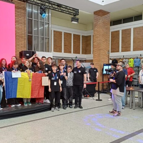 Echipa liceului Alexandru Marghiloman din Buzău, locul trei la RoboChallenge 2025