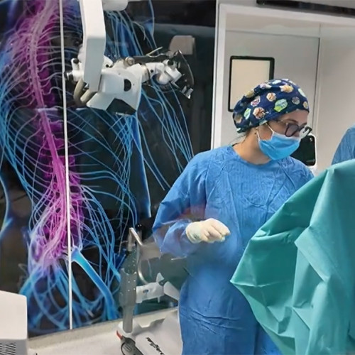 Tânăr operat cu succes la Spitalul Bagdasar-Arseni pentru o tumoră cerebrală extinsă