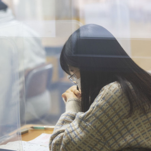 Peste jumătate de milion de tineri au susținut examenul de admitere în Coreea de Sud