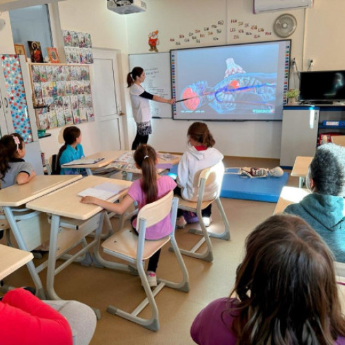 Copiii de la centrul din Oradea au învățat cum să reacționeze în situații de urgență