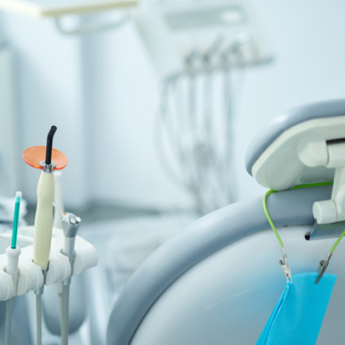 O fetiță de doi ani a murit după anestezie într-o clinică stomatologică din București