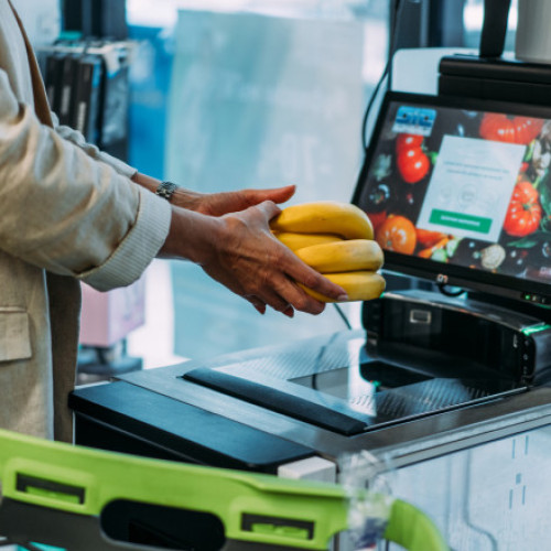 Marile lanțuri de retail au investit peste 350 milioane lei în case self-service