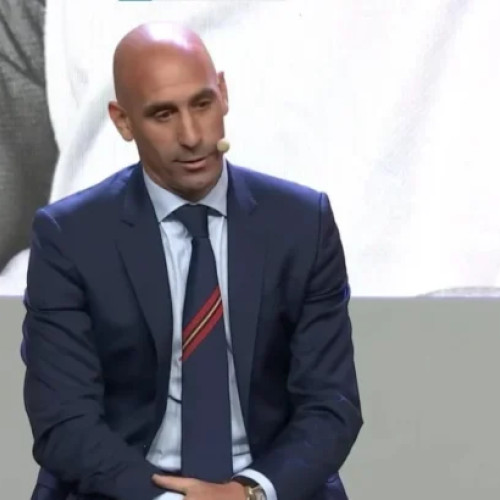 Luis Rubiales, atacat cu ouă în timpul lansării cărţii sale la Madrid