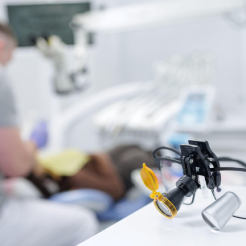 Medicul român Iuliu Torje: tragedia fetiţei din Bucureşti poate apărea în orice sistem medical