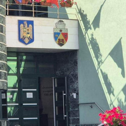 Primăria Alba Iulia anulează concursul pentru expert comunicare, fără cerințe specifice în domeniu