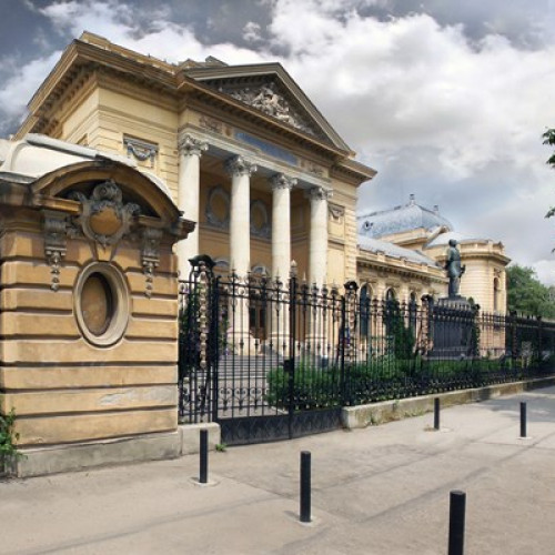 Peste 10.000 de candidați susțin admiterea în rezidențiat în șase centre universitare