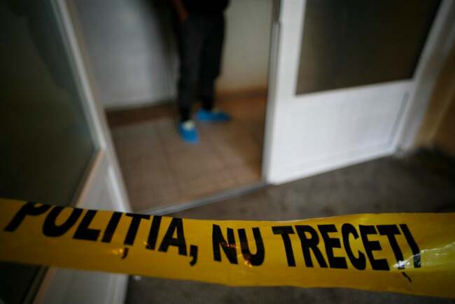 Adolescentă de 17 ani găsită moartă în apartament din Galați, anchetă în curs
