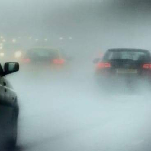 Recomandări ale polițiștilor rutieri pentru siguranța pe drumuri în condiții meteo dificile