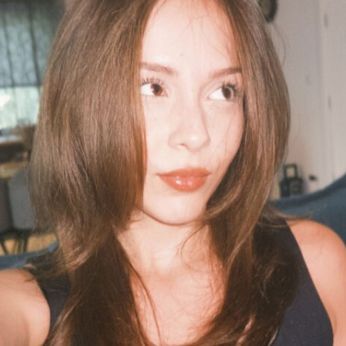 Alexandra Mihalcea, tânăra pasionată de robotică și teatru de la Buzău