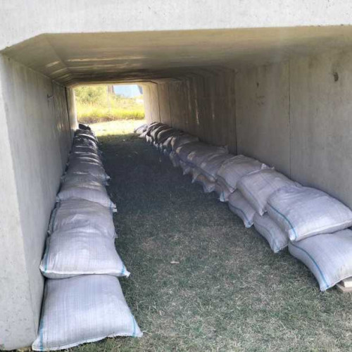 Incendiu la o navă cu GPL în Ismail, după atac cu drone; măsuri de evacuare în zonă