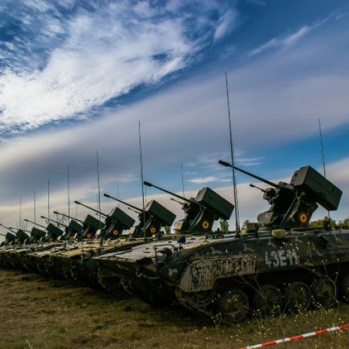 Armata română retrage tehnica militară din portul Izmail din cauza riscului de explozie