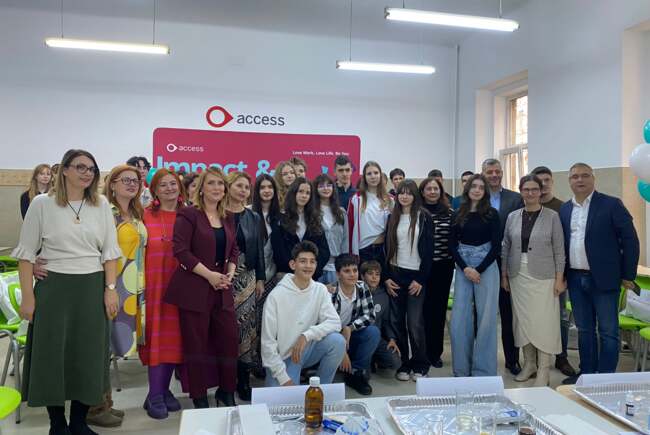 Un nou laborator multidisciplinar pentru elevii din Timiș, finanțat cu 18.000 de euro