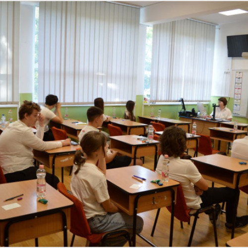 Simulările examenelor naționale pentru clasa a VIII-a și a XII-a se vor organiza în ianuarie 2026 în Bihor